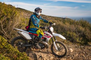 Ubrania na motocross